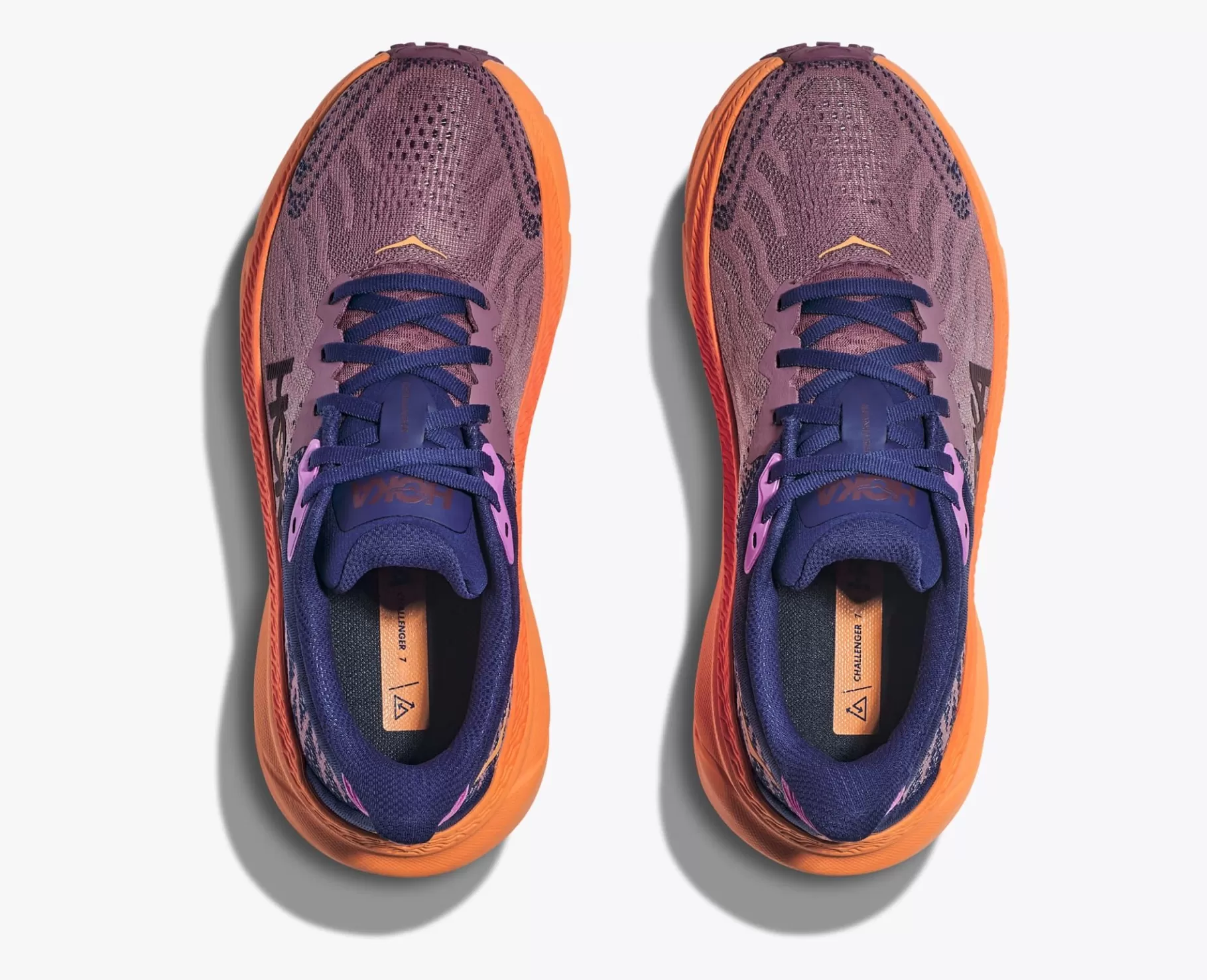 Challenger 7^HOKA® Hot